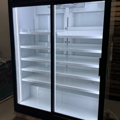 Vitrina verticala cu usa sticla VD125S - Frigosztufi